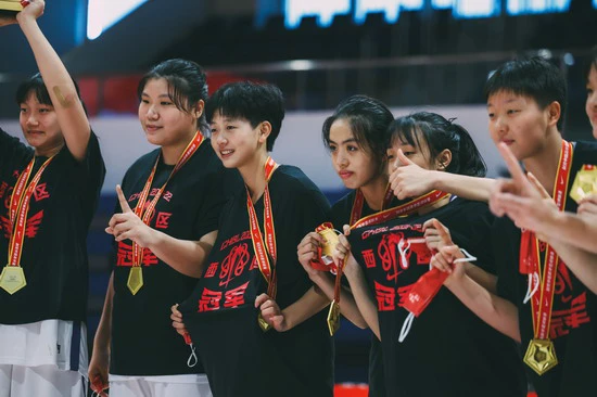 美国篮球训练计划一整套_2